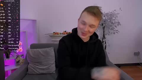 Olli and Stiw online show from 02.28.25