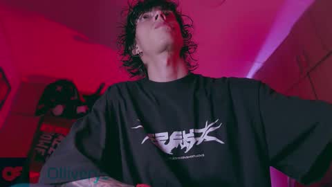     online show from 11.12.25