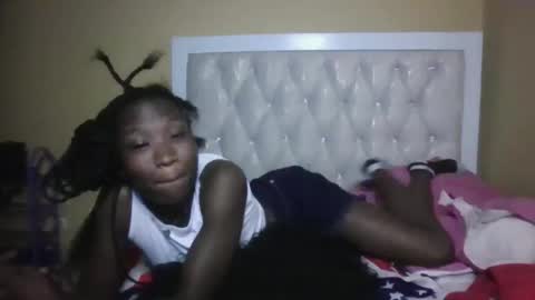 Snapshot of olwami4 chatting on 12.13.25 olwami4 online show from 12.13.25