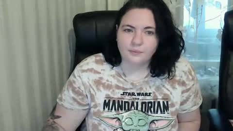 Snapshot of olyaandnetty chatting on 10.14.25 OlyaAndNetty online show from 10.14.25