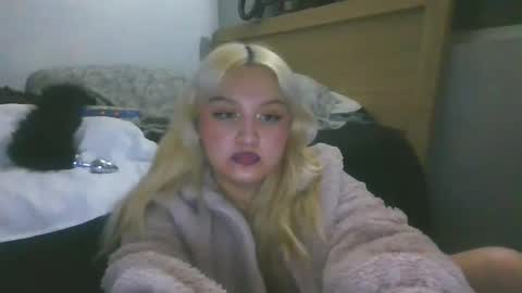 omathena11_11 online show from 01.11.25