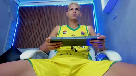 Omen online show from 04.11.26