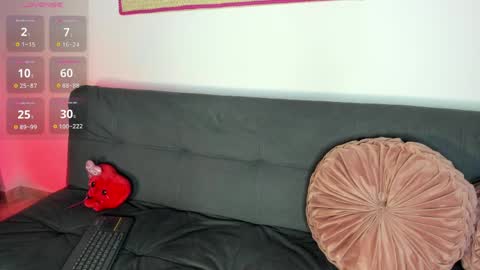 Violette online show from 04.09.26