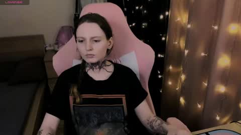 on_yxxx online show from 04.12.26