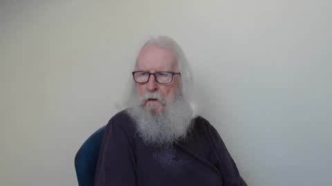 Snapshot of onanister chatting on 04.26.26 Somewhere over the rainbow online show from 04.26.26