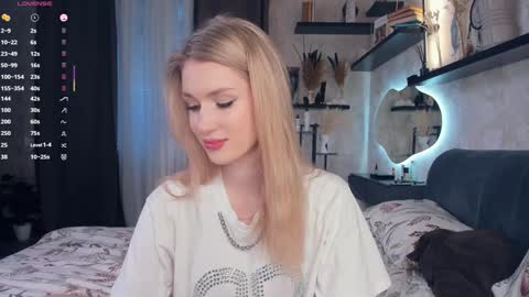 Snapshot of one_1ove chatting on 11.16.25 Ana online show from 11.16.25