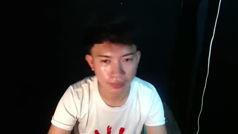 Snapshot of onebigloadxxx chatting on 10.30.25 Wyn Will serve you and be your slave online show from 10.30.25