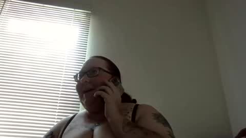 Snapshot of onedaffodil84 chatting on 07.18.26 Pixie online show from 07.18.26