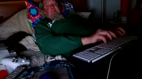 Snapshot of onemattu chatting on 12.26.24 Mattu online show from 12.26.24