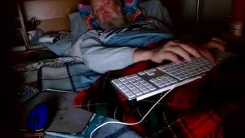 Snapshot of onemattu chatting on 11.24.25 Mattu online show from 11.24.25