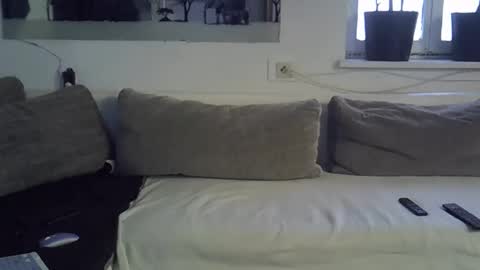 .....mICha..... online show from 10.04.25