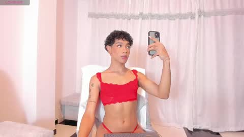 Snapshot of onika_minnaj chatting on 02.18.25 Andy online show from 02.18.25