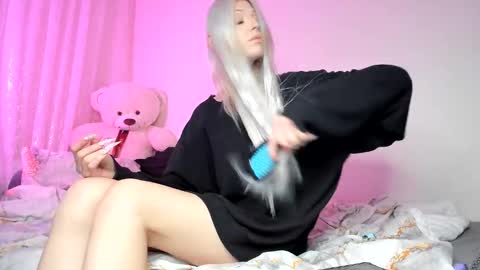 Iva online show from 12.15.25