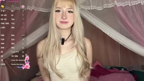 Eva online show from 04.15.26