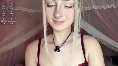 Snapshot of onlyeva1 chatting on 05.30.26 Eva online show from 05.30.26