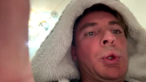 onlyloveyoutwice2016 online show from 10.26.25