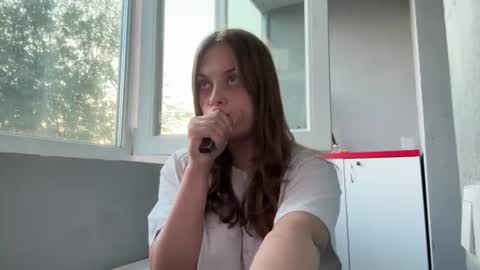 Mia online show from 07.06.26