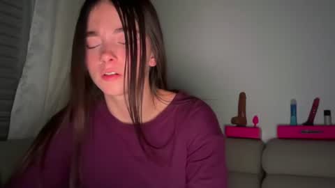 Snapshot of onlysophia chatting on 06.11.26 Sophia online show from 06.11.26