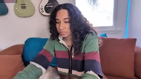 Snapshot of onlystrings chatting on 02.07.26 Duo online show from 02.07.26