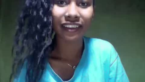 oolyette online show from 10.01.25