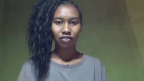 oolyette online show from 10.02.25