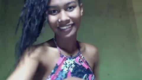 oolyette online show from 10.05.25