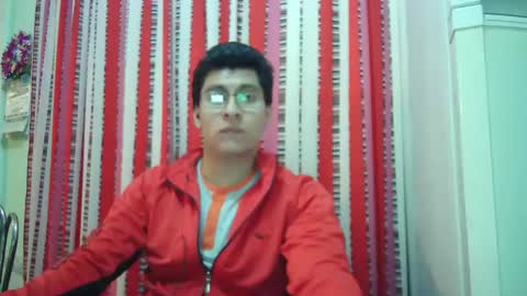 oomaurooo online show from 12.18.24