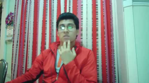 oomaurooo online show from 12.18.24