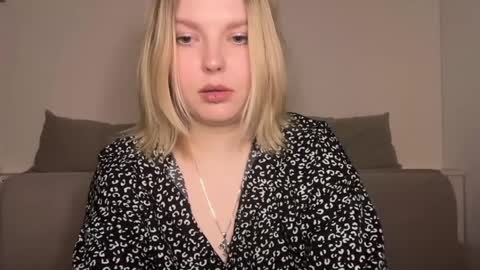 Ophelia online show from 04.06.26