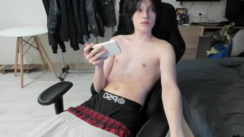 Bella and John online show from 03.29.26