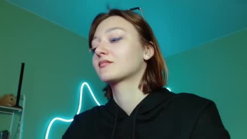 Melani  online show from 10.21.25