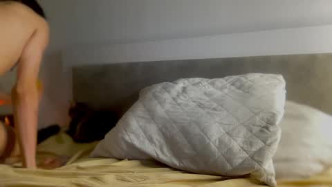 Snapshot of orange__boy chatting on 05.25.26 Justin online show from 05.25.26