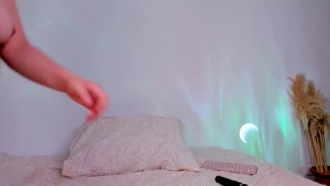 Claire online show from 02.16.25