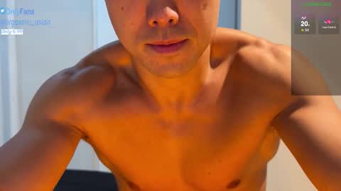 Snapshot of orgasmic_asian chatting on 02.25.26 Orgasmic Asian online show from 02.25.26