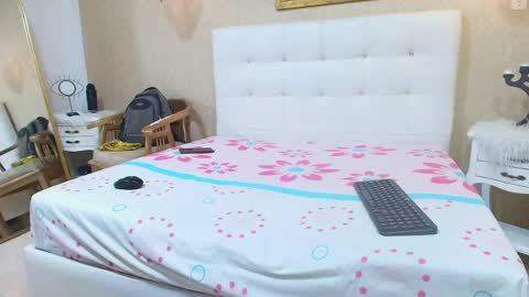 Ori online show from 04.05.26