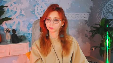 Orianna -  Hi Im into geek culture cosplay crafting LARP games. Shall we play DnD online show from 12.13.24