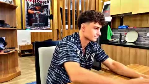 Snapshot of orlando__bloom chatting on 06.29.26 Fansly and Instagram - online show from 06.29.26