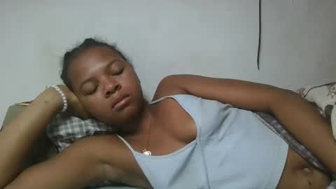 ornellahhh online show from 10.21.25