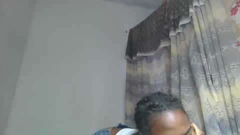 ornellahhh online show from 10.25.25