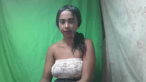 ornellahhh online show from 12.17.25