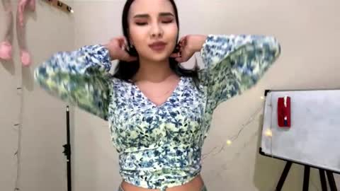 Angel online show from 11.28.25