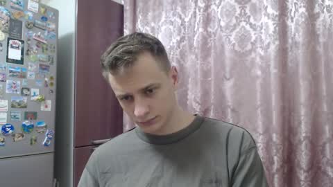 Snapshot of oscar_sssky chatting on 10.14.25 Oscar online show from 10.14.25