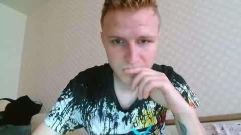 Snapshot of oscar_wildy chatting on 10.13.25 Oscar online show from 10.13.25