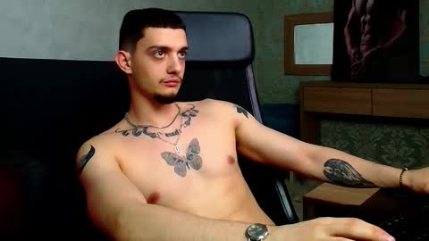 OscarGriffin online show from 03.05.25