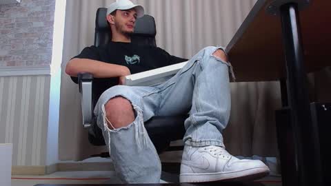 OscarGriffin online show from 10.01.25