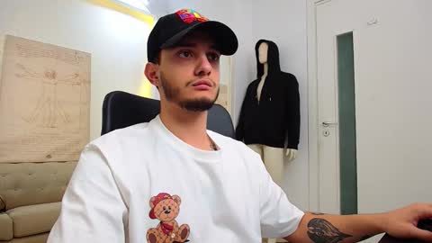 OscarGriffin online show from 10.10.25