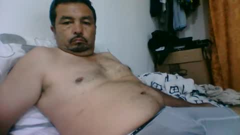 oscarjhe3512 online show from 04.05.26