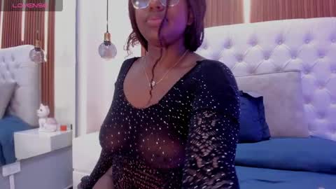 Oshun online show from 10.02.25