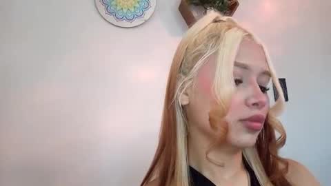 Paulina online show from 09.14.25