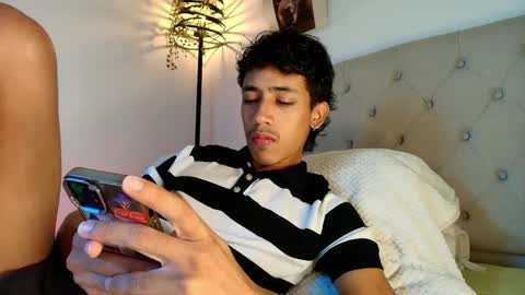 ostin 18hot online show from 12.21.25